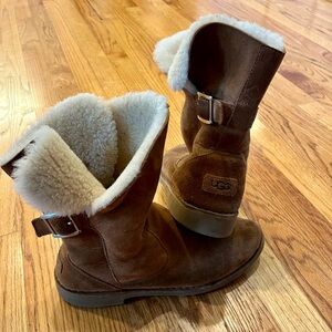 UGG Brown Ankle Boots with Cream Lining